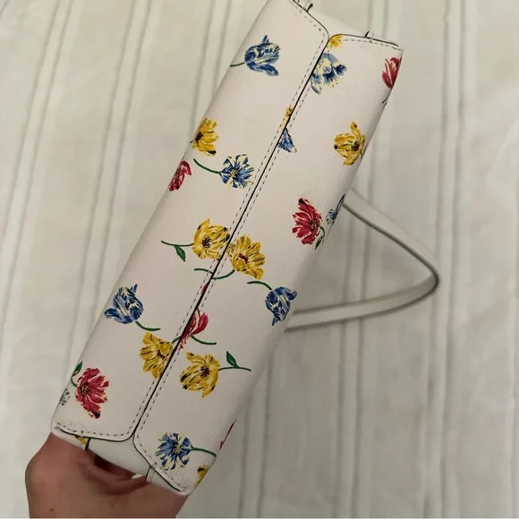 Kate Spade Flower Crossbody Bag - NWT - Picture 7 of 9